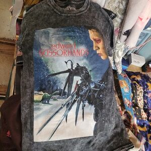 Source Unknown Gray Edward Scissorhands Graphic Tee